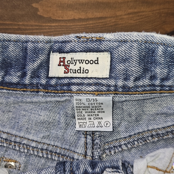 Vintage Hollywood studio bedazzled jeans - Picture 6 of 9